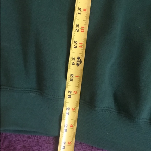 NWOT Vintage The Disney Store Green “Tigger” Printed Women’s Sweatshirt - Picture 16 of 16